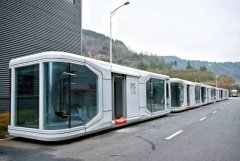 <strong>具备快速摆设、可</strong>